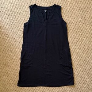 Lands End Black Sleeveless Shift Dress with V-Notch